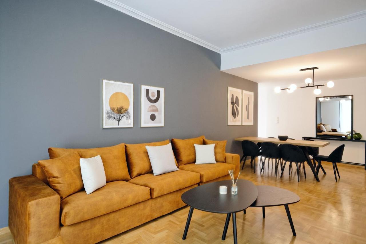 Elegant Big Apartment In Athens Center With Balcony Atenas Exterior foto