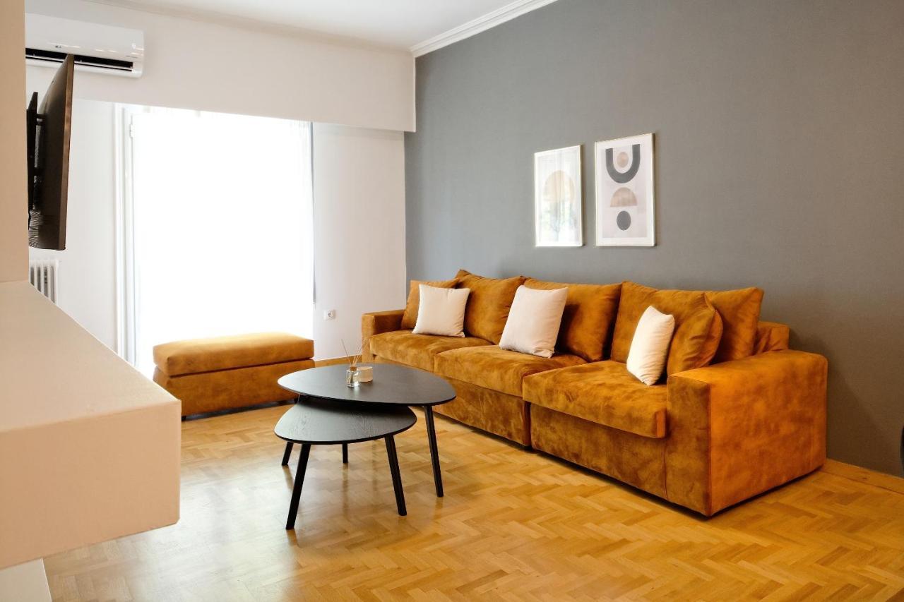 Elegant Big Apartment In Athens Center With Balcony Atenas Exterior foto