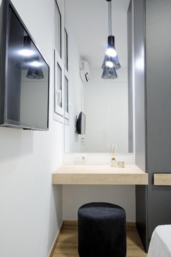Elegant Big Apartment In Athens Center With Balcony Atenas Exterior foto