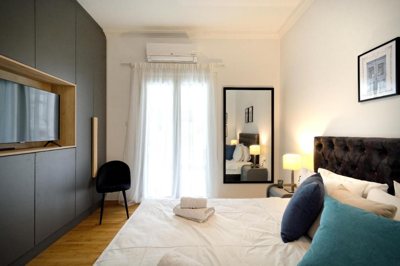 Elegant Big Apartment In Athens Center With Balcony Atenas Exterior foto