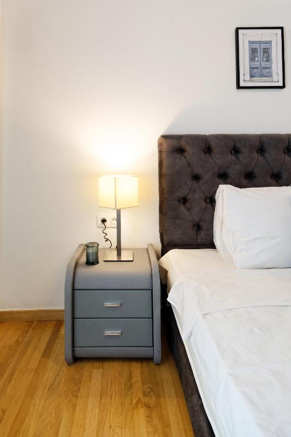 Elegant Big Apartment In Athens Center With Balcony Atenas Exterior foto